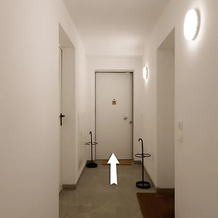 Апартаменты Petrarca Design Loft A