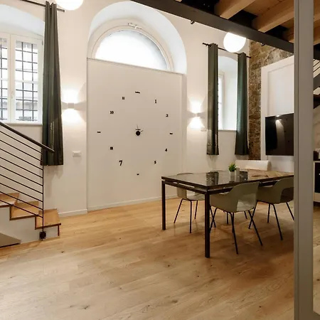 Petrarca Design Loft A Апартаменты
