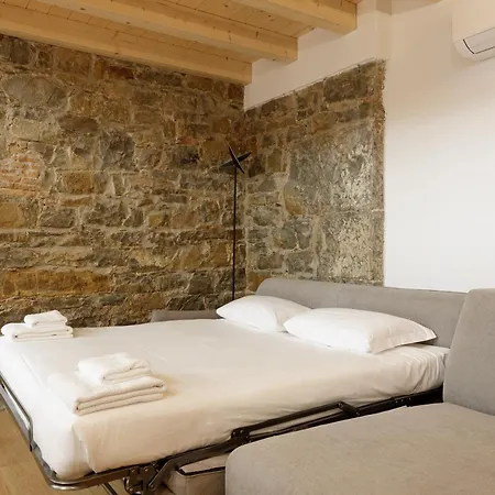 Petrarca Design Loft A * Триест